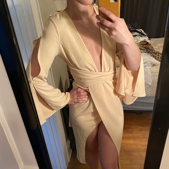 ASOS Design Kimono Button Plunge Midi Dress - Picture 4 of 14